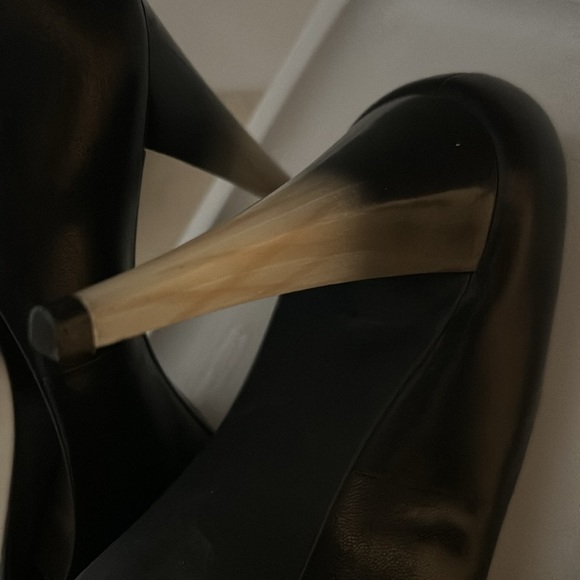 Super cute Never worn Black Heels!! - Picture 3 of 3